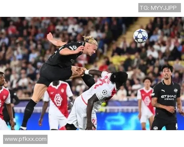 哈兰德在欧冠赛场的精彩打门瞬间回顾与分析