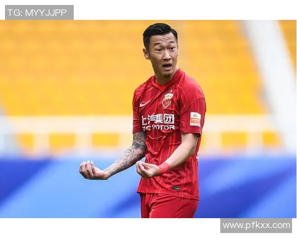 徐新远射助力云南玉昆逆转胜利展现球队团结拼搏精神