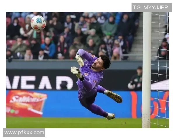 拜仁客场遭遇冷门,战平弗赖堡难掩困扰 拜仁客场遭遇冷门,战平弗赖堡难掩困扰