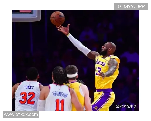 湖人主场惨败，浓眉哑火发飙，球迷心碎夜