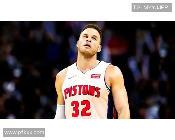 活塞老板宣布短期内不会进行大规模交易,但将推动球队年轻化 活塞老板宣布短期内不会进行大规模交易,但将推动球队年轻化