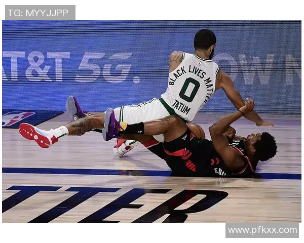 猛龙主场击败凯尔特人，希尔登上演绝杀——史诗般的比赛回顾