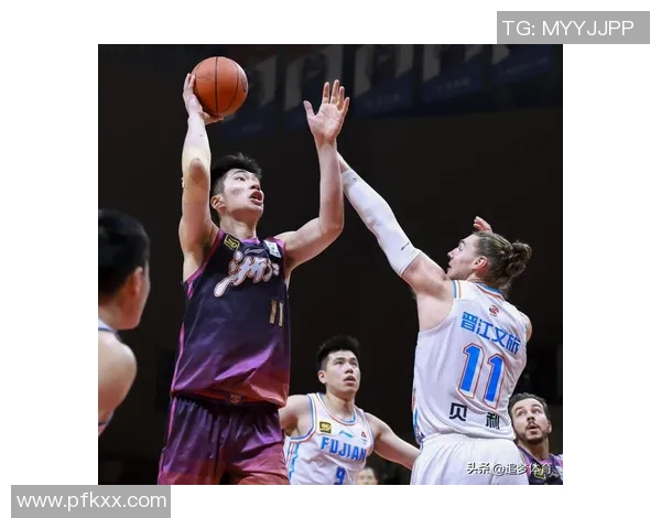 辽宁CBA联赛冠军争夺白热化:各队实力均衡,赛场风云再起